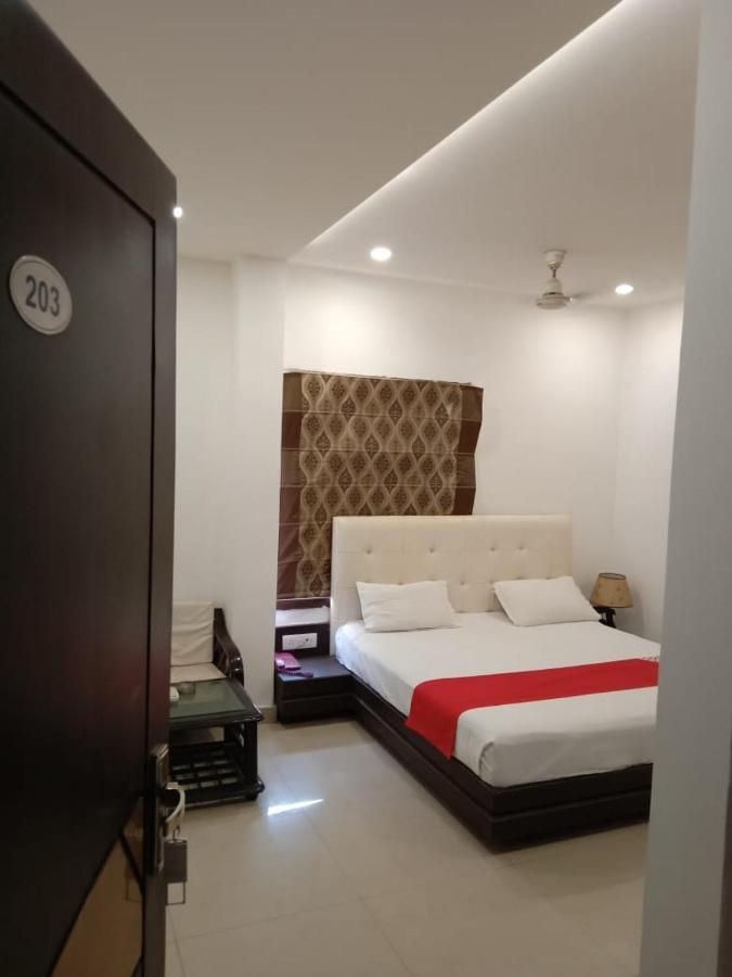 Riya Palace Agra  Extérieur photo